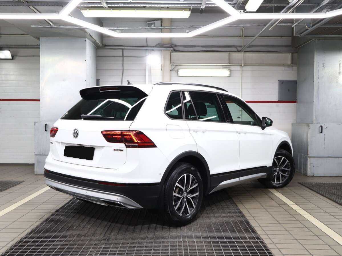 Volkswagen Tiguan, 2019 Фото №2