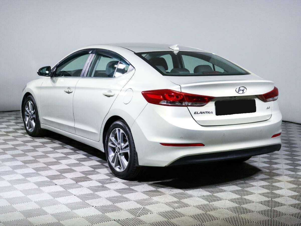 Hyundai Elantra, 2018 Фото №6