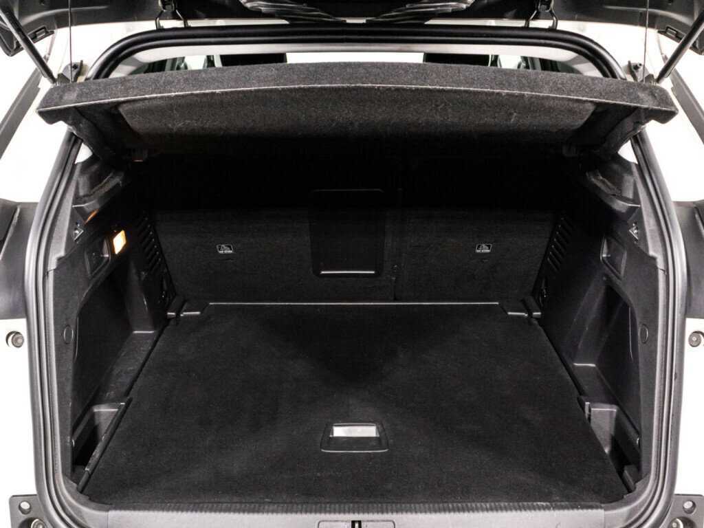 Peugeot 3008, 2017 Фото №15