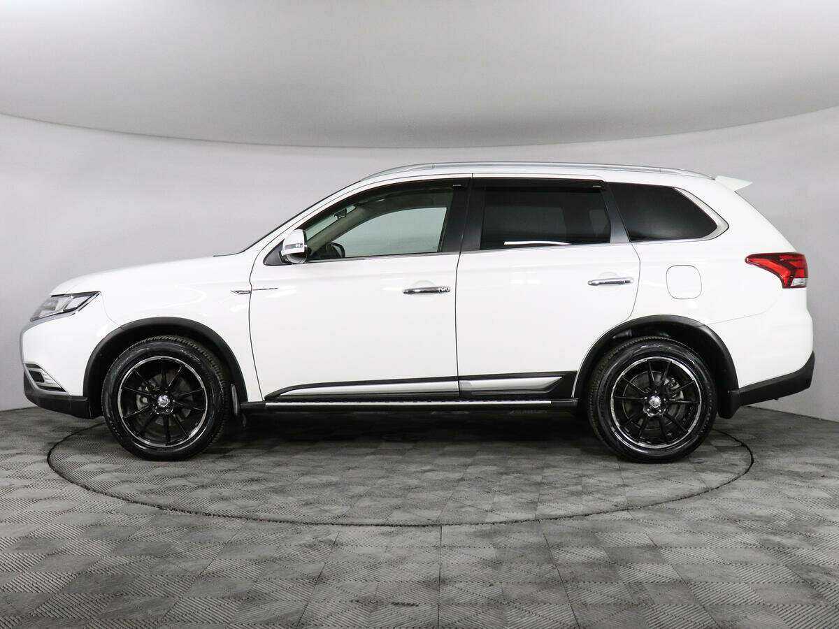 Mitsubishi Outlander, 2020 Фото №7