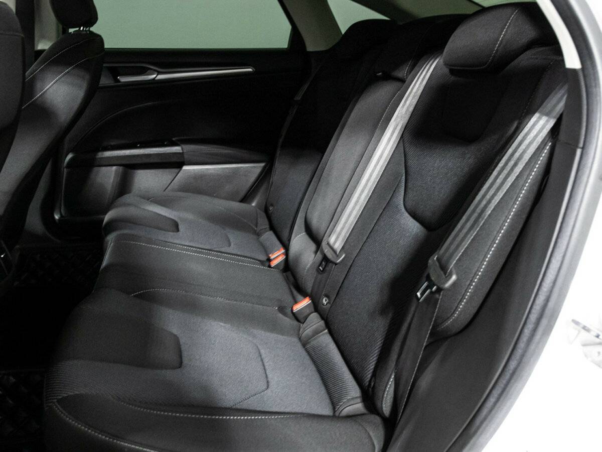 Ford Mondeo, 2019 Фото №9