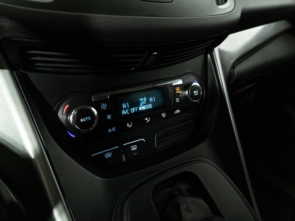 Ford Kuga, 2015 Фото №17