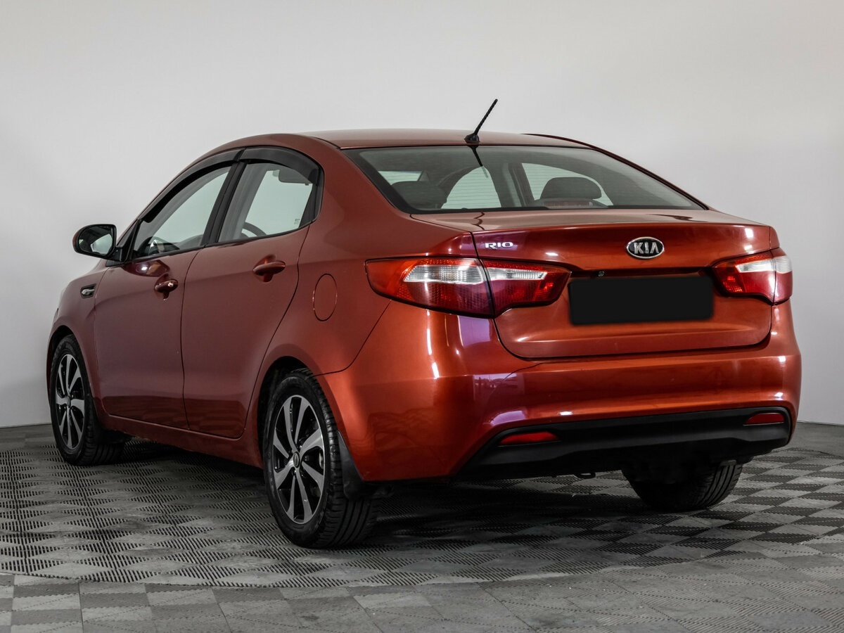 Kia Rio 5-speed III, 2012 Фото №6