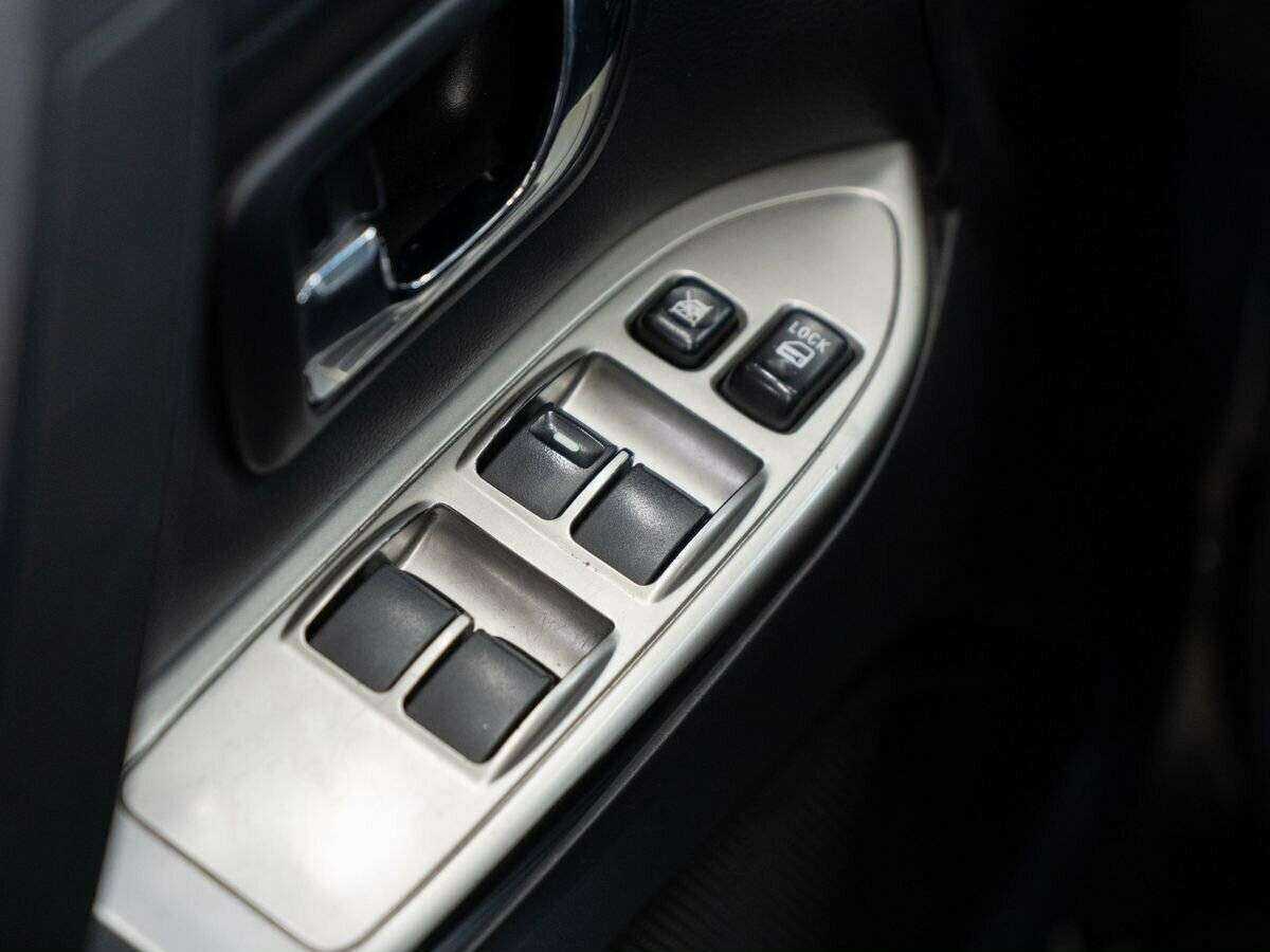 Mitsubishi Pajero, 2014 Фото №12