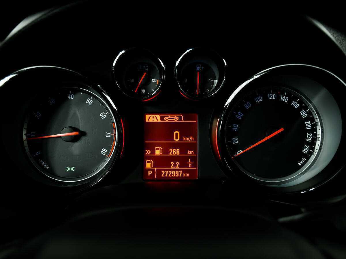 Opel Insignia, 2012 Фото №10