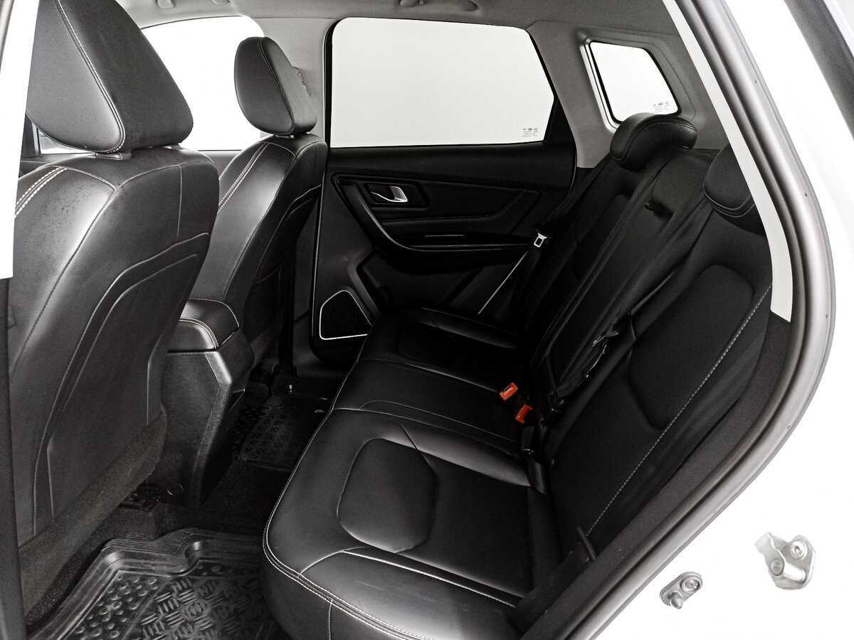 FAW Besturn X40, 2020 Фото №10