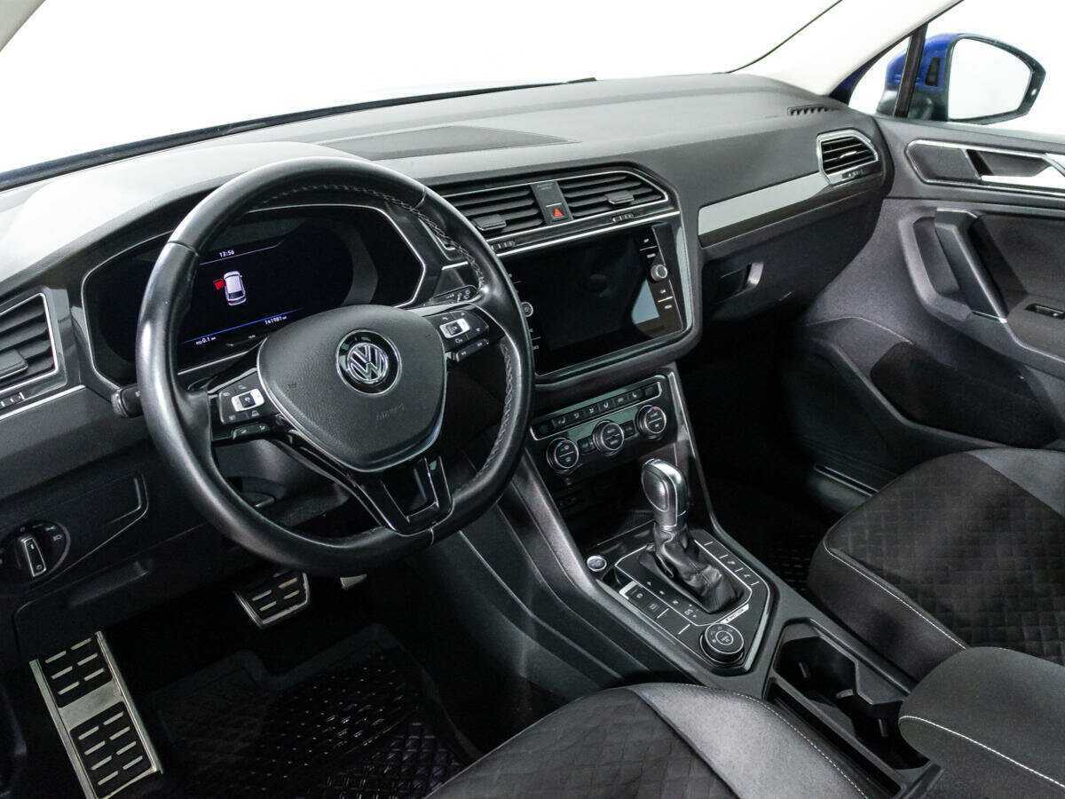 Volkswagen Tiguan, 2018 Фото №11