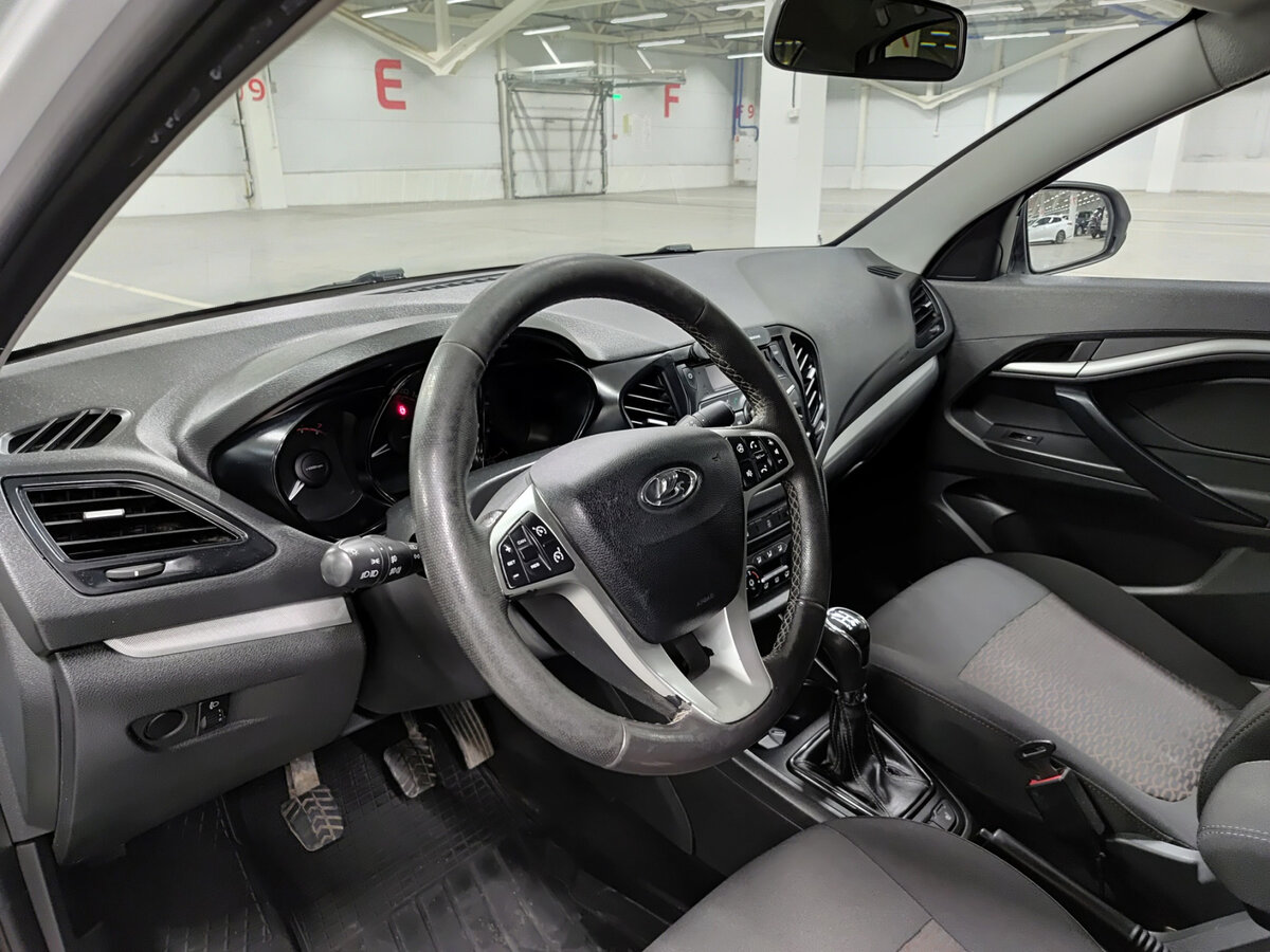 Lada (ВАЗ) Vesta I, 2020 Фото №16