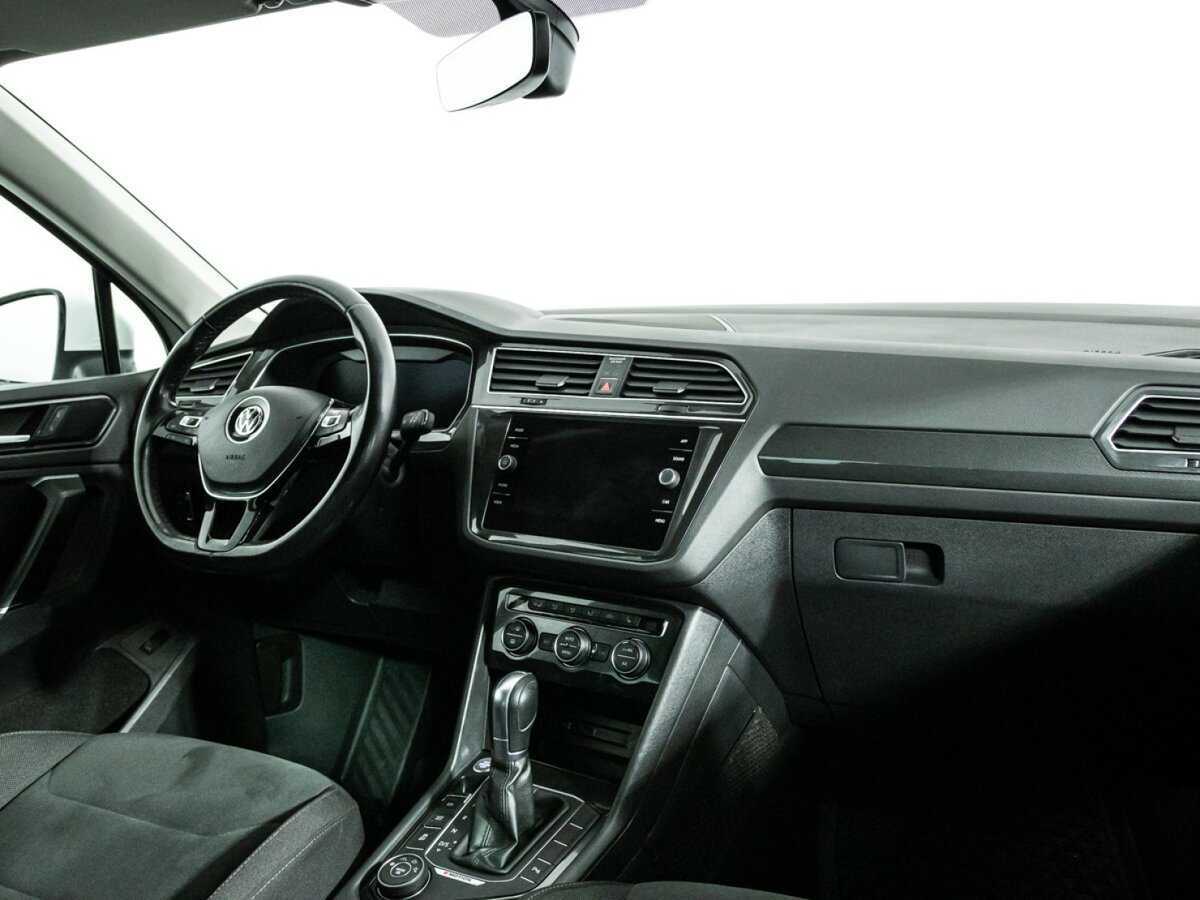 Volkswagen Tiguan, 2017 Фото №8