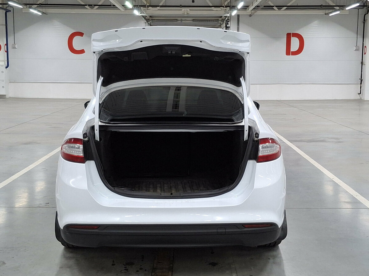 Ford Mondeo V, 2015 Фото №10