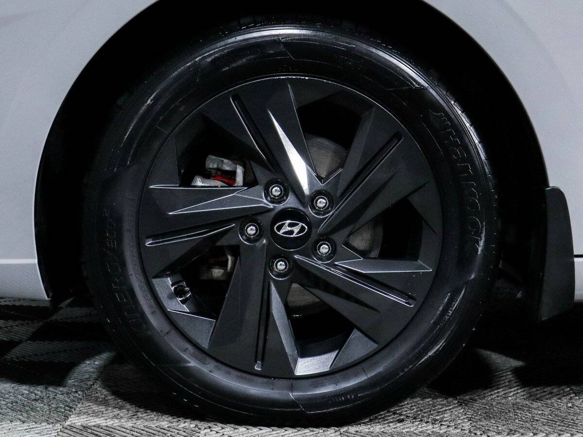 Hyundai Elantra, 2021 Фото №11