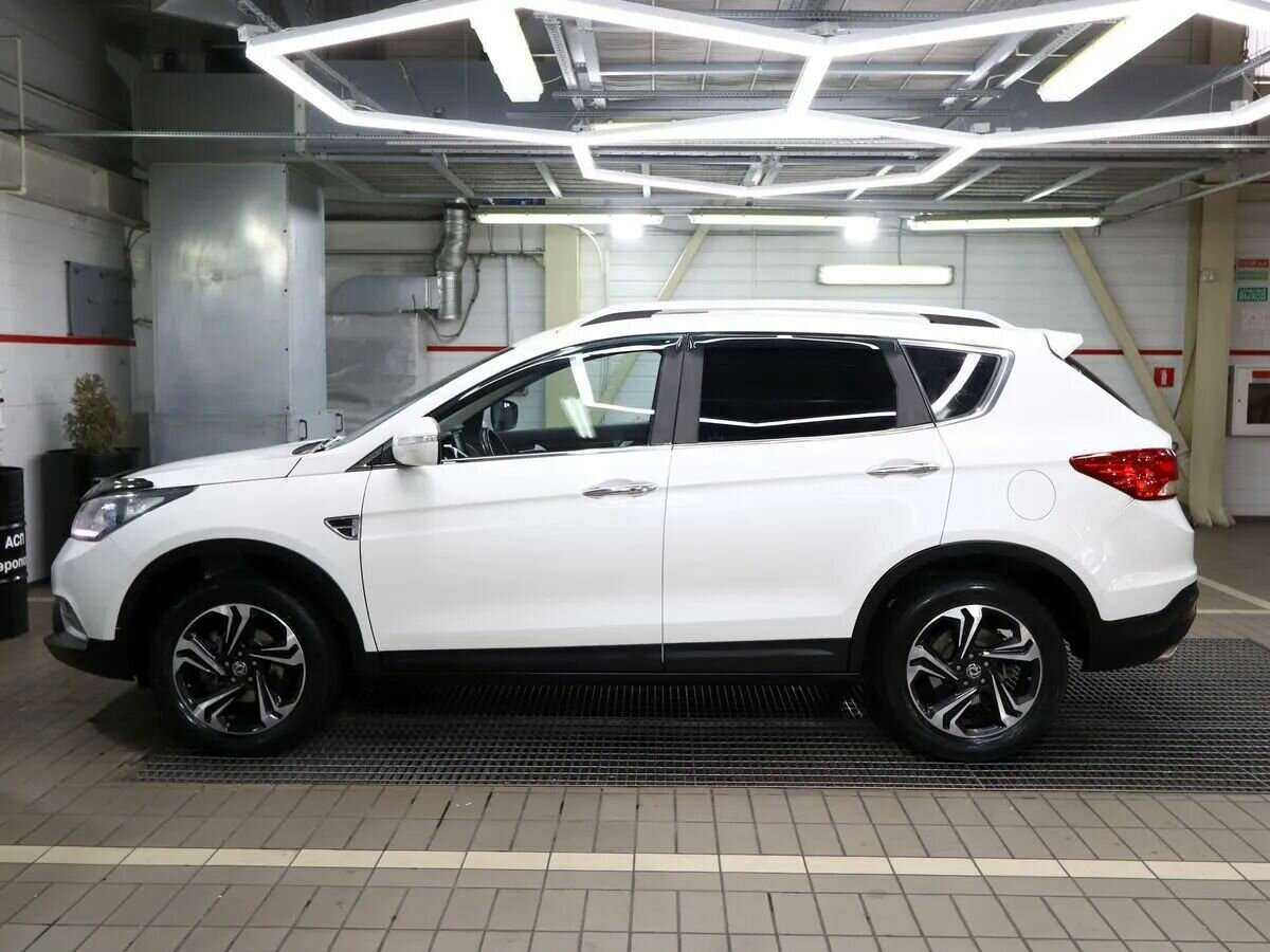 Dongfeng AX7, 2017 Фото №5