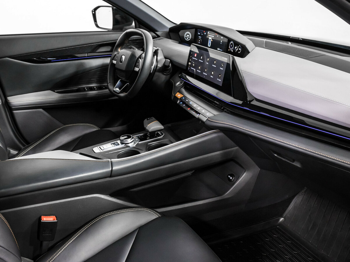 Changan UNI-V I, 2023 Фото №9