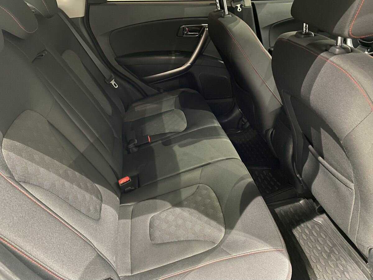 FAW Besturn X80, 2017 Фото №11