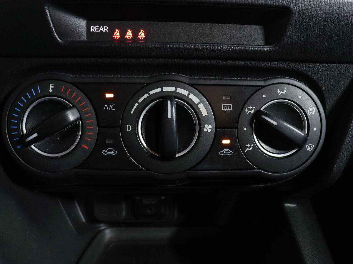 Mazda 3, 2013 Фото №12