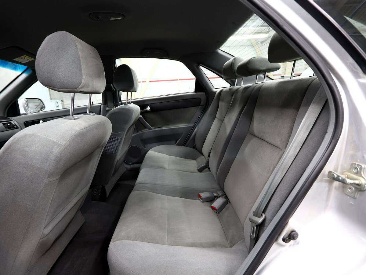 Daewoo Gentra, 2013 Фото №10