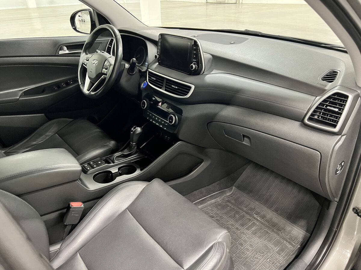 Hyundai Tucson III Рестайлинг, 2019 Фото №11