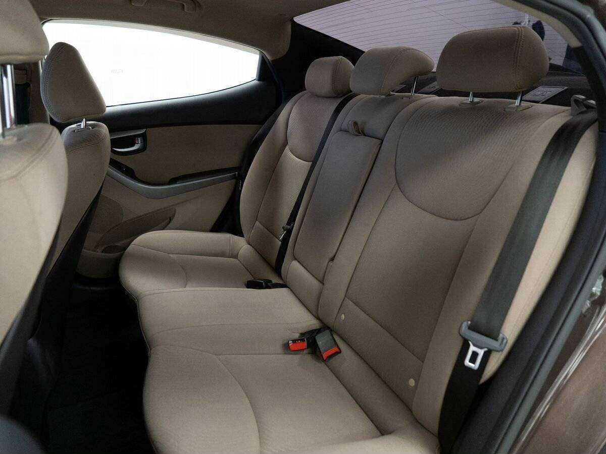 Hyundai Elantra, 2014 Фото №7