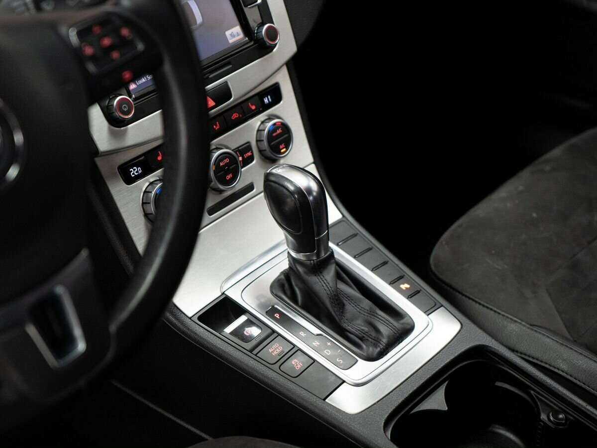 Volkswagen Passat, 2013 Фото №14