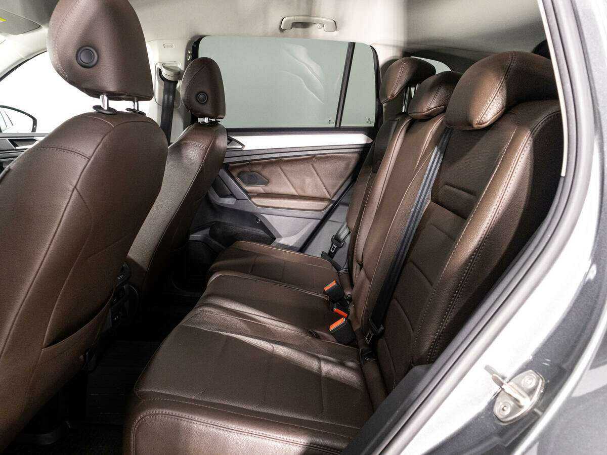 Volkswagen Tiguan, 2021 Фото №10