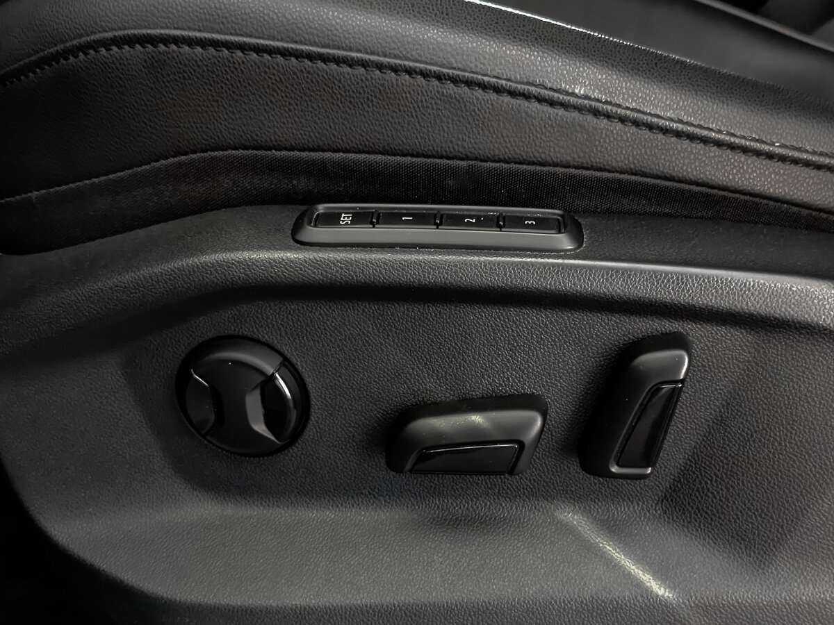 Volkswagen Tiguan, 2020 Фото №23