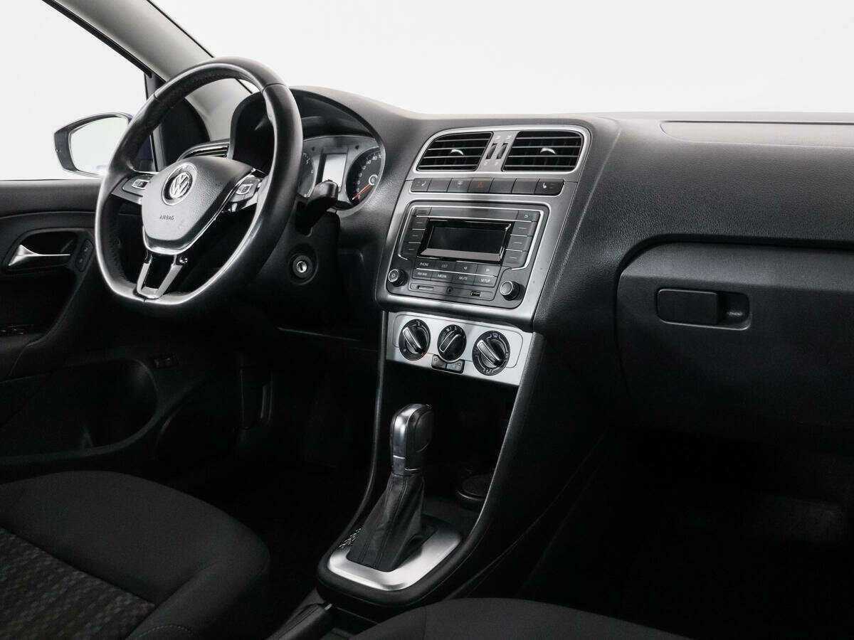 Volkswagen Polo, 2019 Фото №9