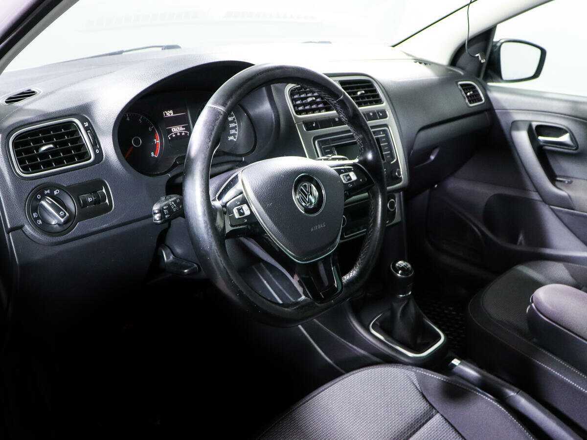 Volkswagen Polo, 2017 Фото №12