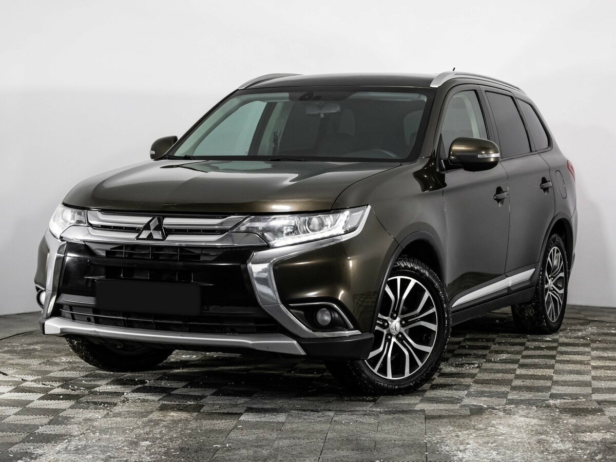 Mitsubishi Outlander III Рестайлинг 2, 2015 Фото №1