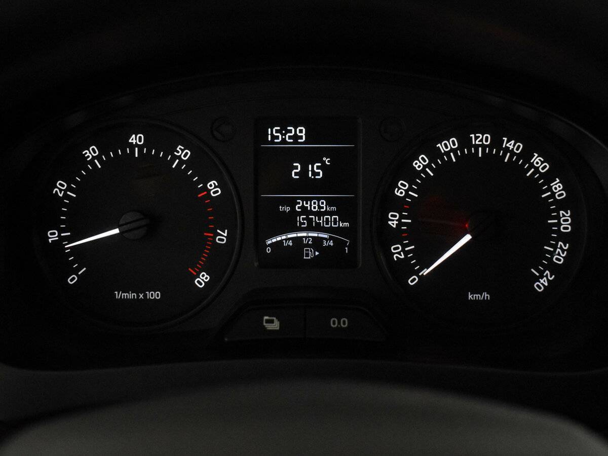 Skoda Rapid, 2014 Фото №17