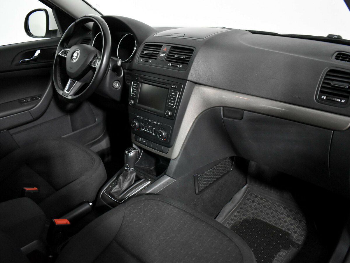 Skoda Yeti I Рестайлинг, 2014 Фото №12
