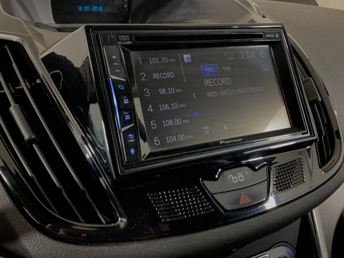 Ford Kuga, 2016 Фото №15