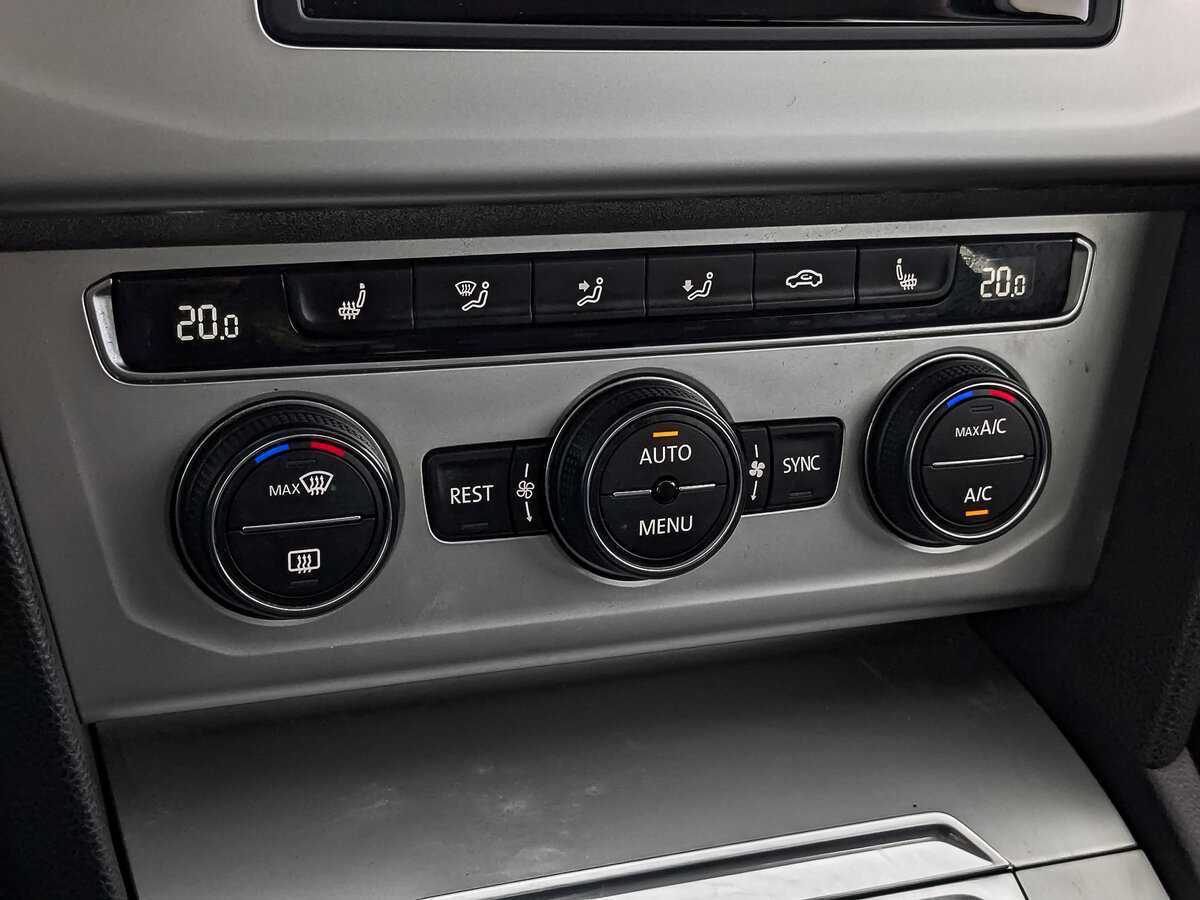 Volkswagen Passat, 2016 Фото №25