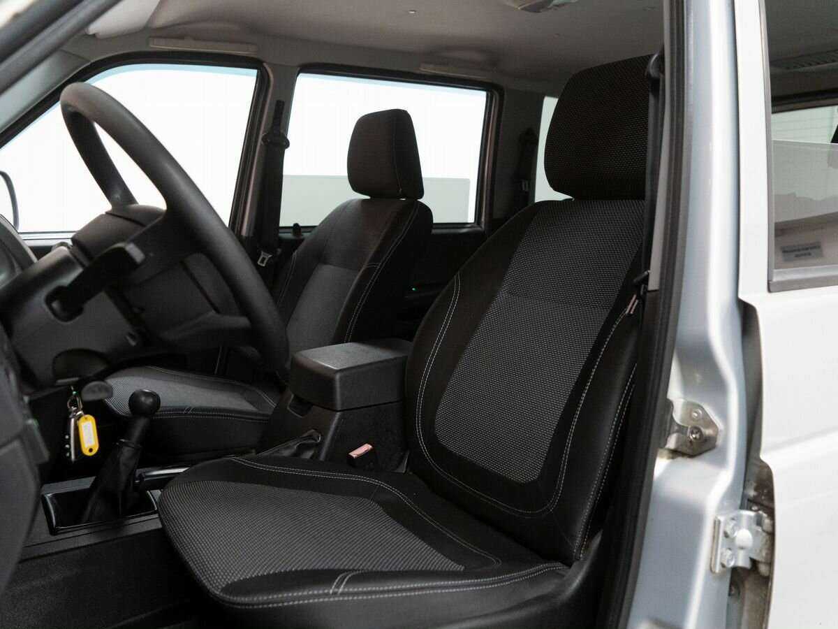 УАЗ Patriot, 2015 Фото №6