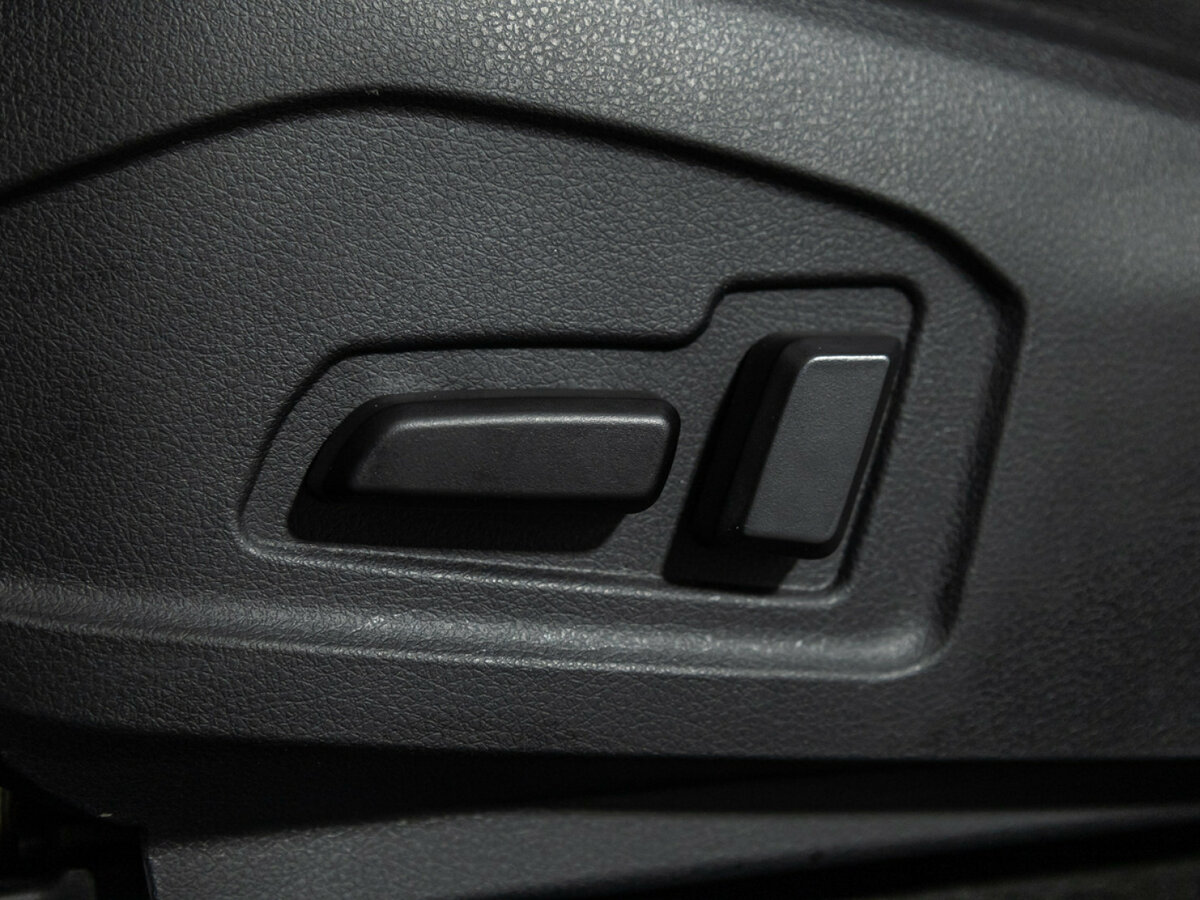 FAW Bestune T77 I, 2023 Фото №16