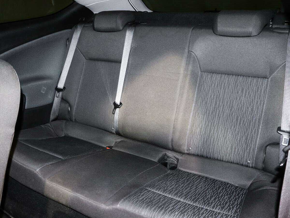 Opel Astra GTC, 2013 Фото №10