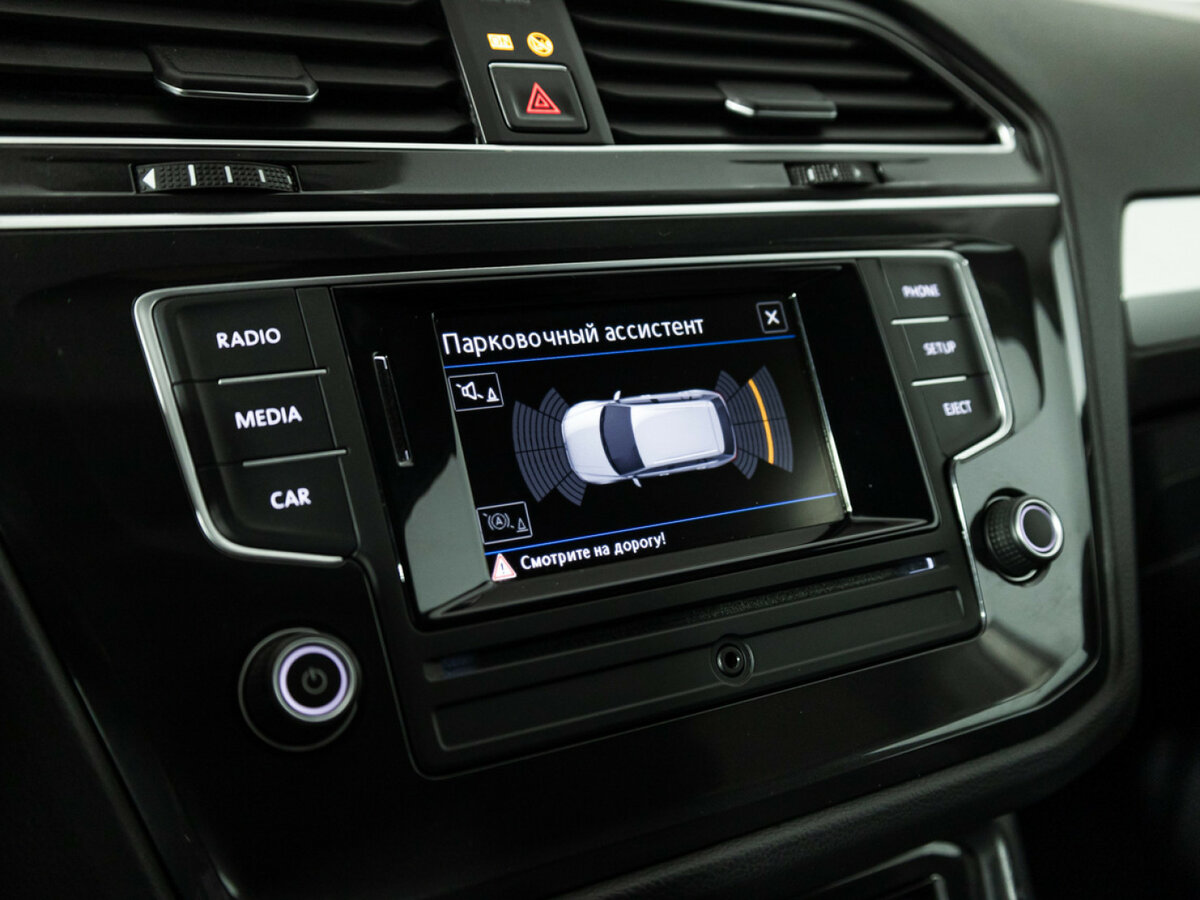 Volkswagen Tiguan II, 2017 Фото №13