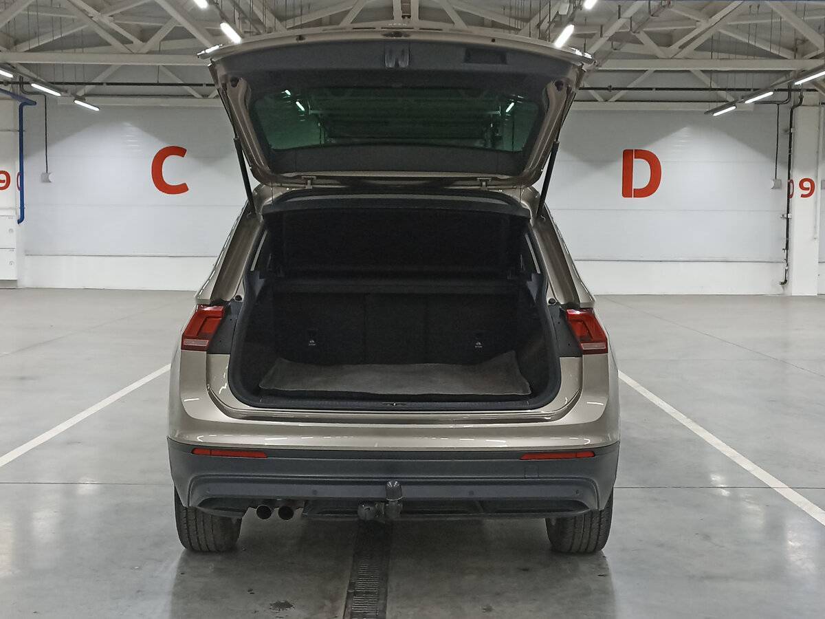 Volkswagen Tiguan, 2017 Фото №10