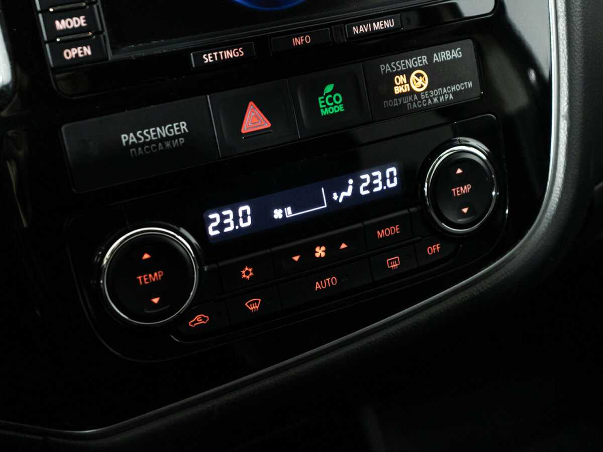 Mitsubishi Outlander III Рестайлинг 2, 2015 Фото №13
