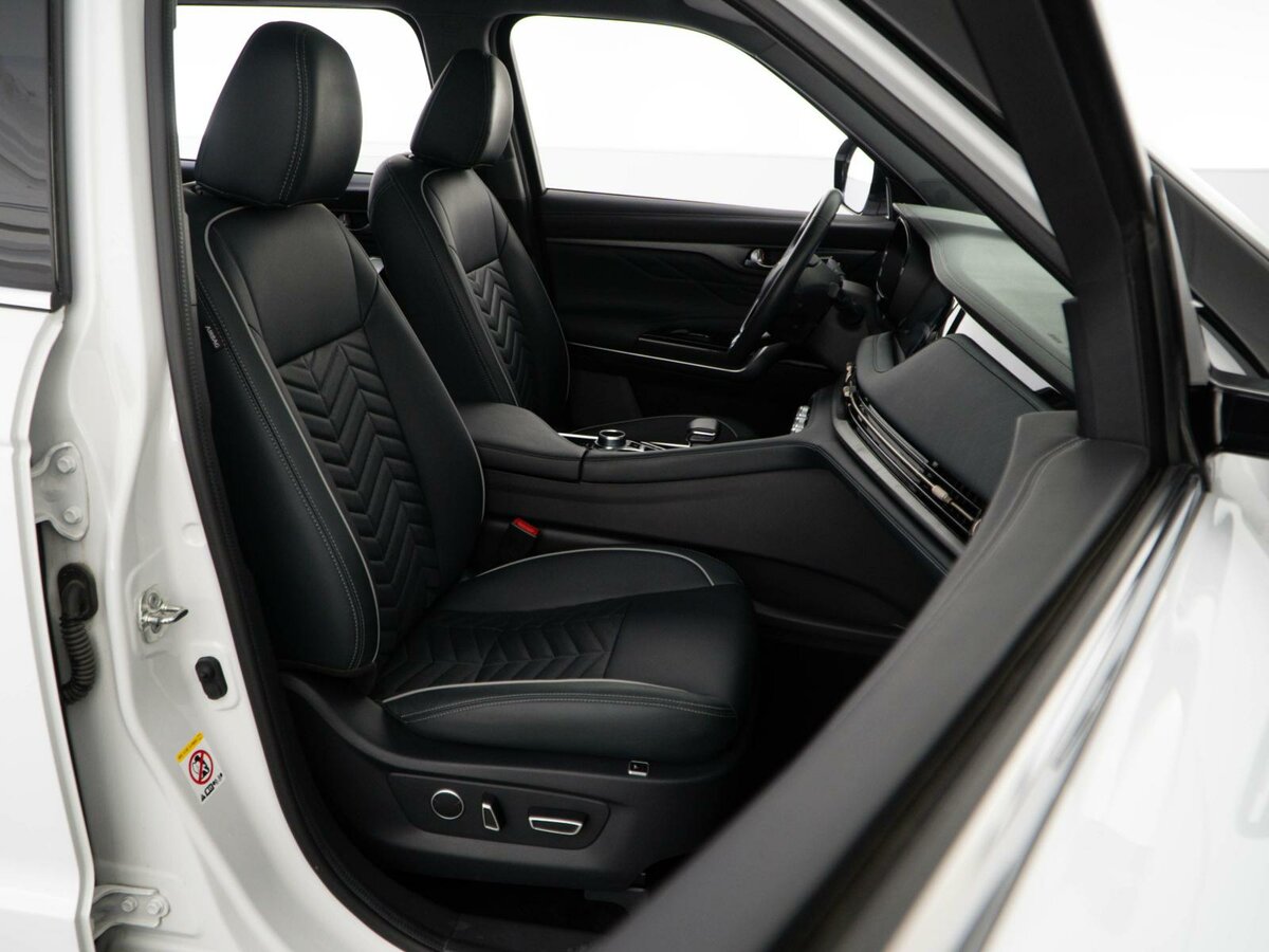 Changan CS95 I Рестайлинг 2, 2023 Фото №6