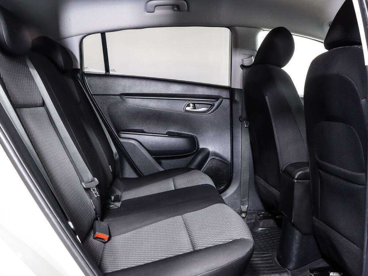 Kia Rio X-Line, 2019 Фото №15
