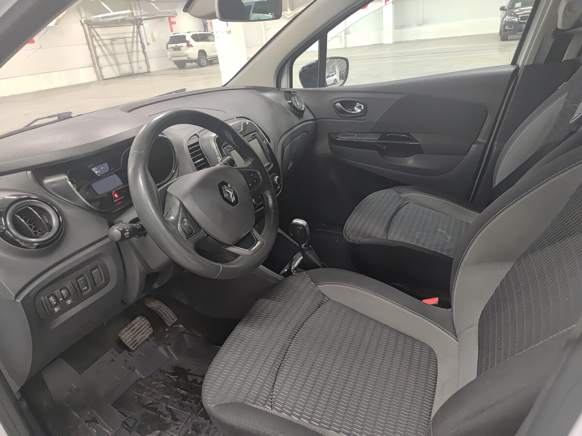 Renault Kaptur I, 2017 Фото №16