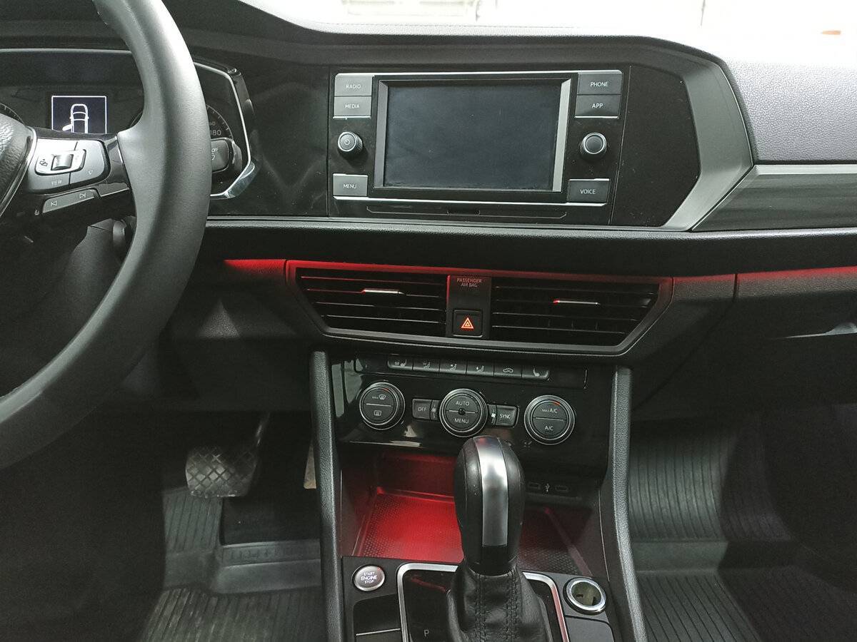 Volkswagen Jetta, 2020 Фото №15