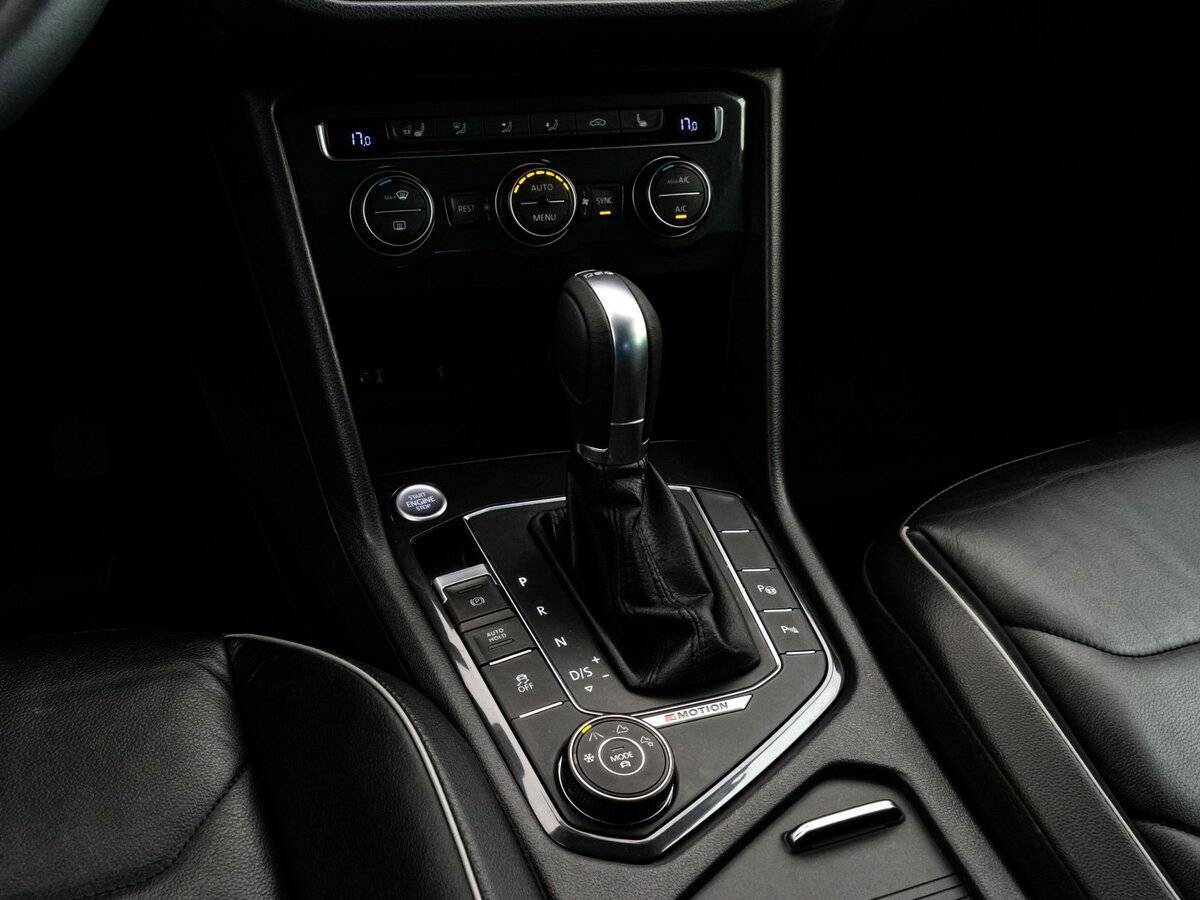 Volkswagen Tiguan, 2017 Фото №11