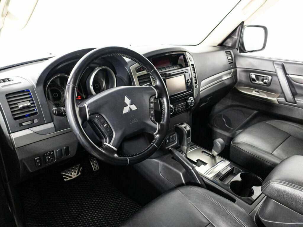Mitsubishi Pajero, 2014 Фото №11