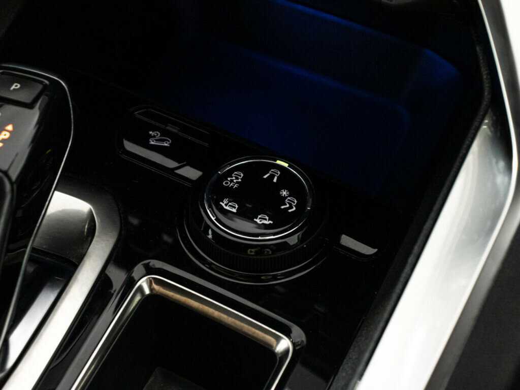 Peugeot 3008, 2017 Фото №21