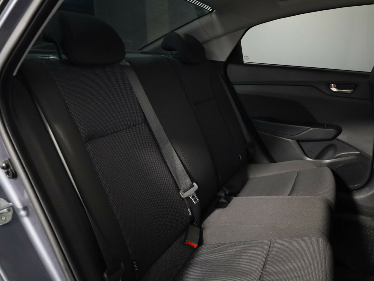 Hyundai Solaris II Рестайлинг, 2021 Фото №16