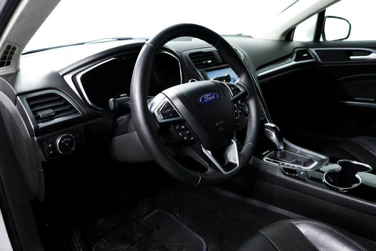 Ford Mondeo, 2016 Фото №13