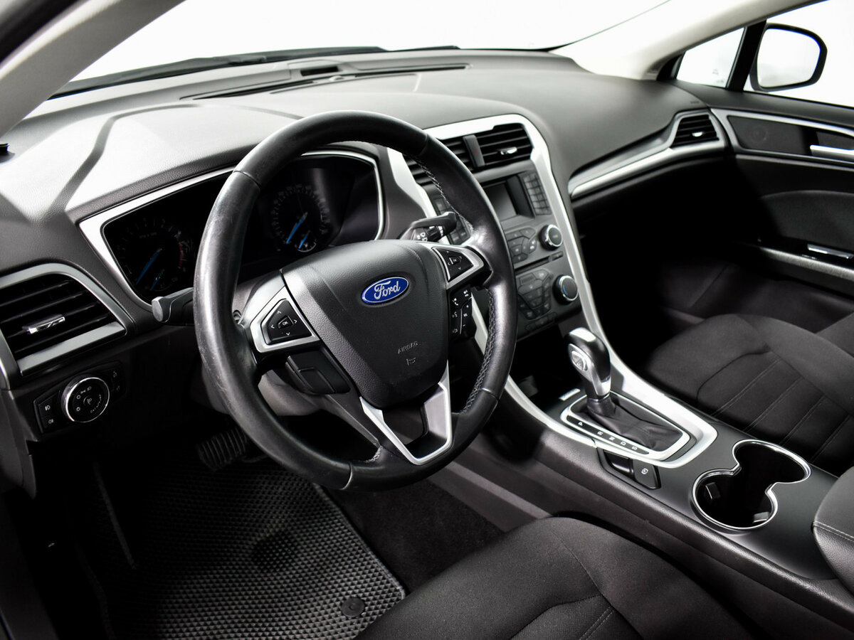 Ford Mondeo V, 2017 Фото №9