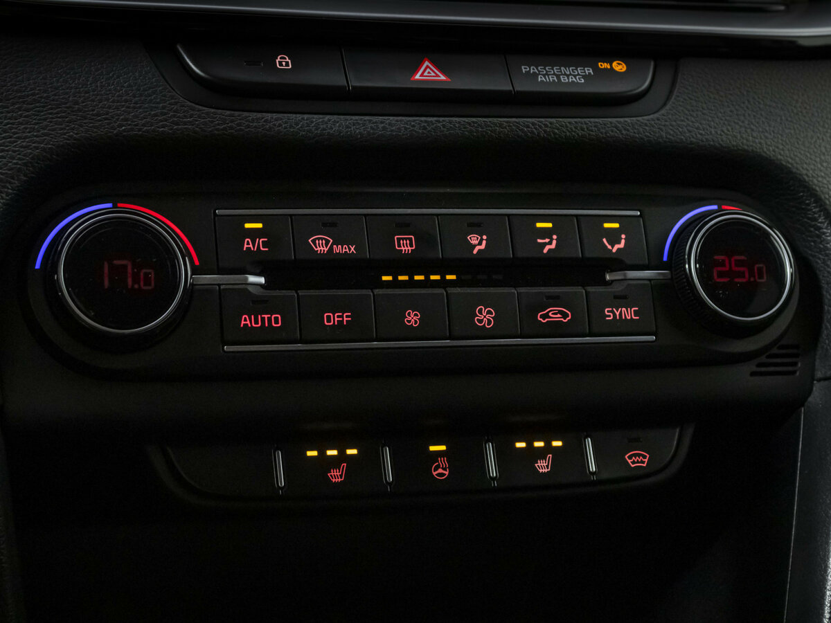 Kia Ceed III Рестайлинг, 2021 Фото №15