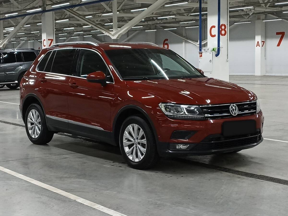 Volkswagen Tiguan, 2018 Фото №3